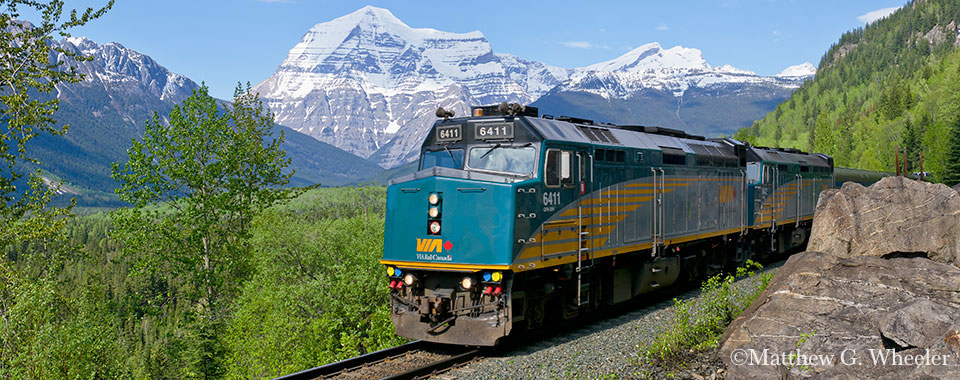 collette tours canadian rockies by train